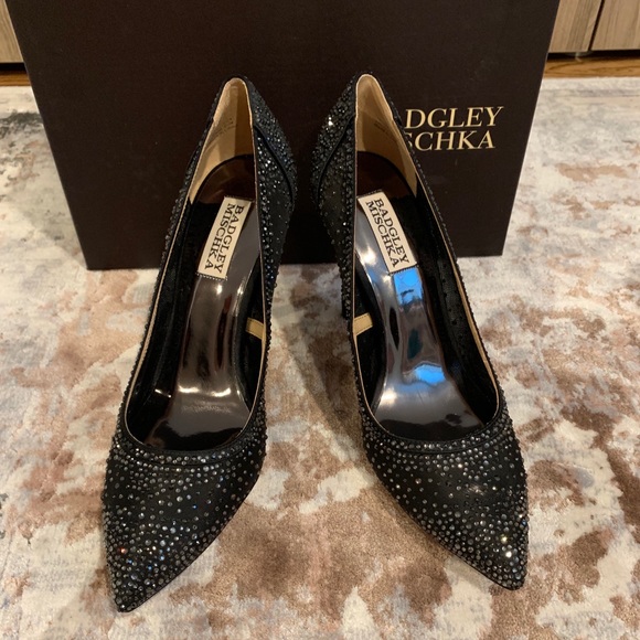 Badgley Mischka Shoes - Badgley Mischka Weslee Pointy Toe Pump